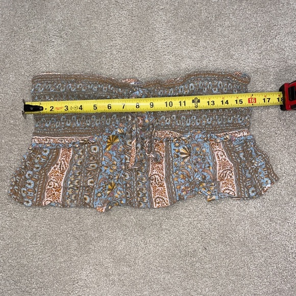 AE Smocked Peplum Tube Top! - Picture 8 of 9